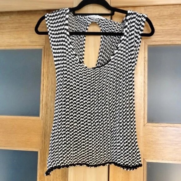 Trina Turk Black and White Knit Top - Picture 4 of 6